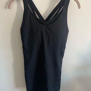Lululemon top size 10